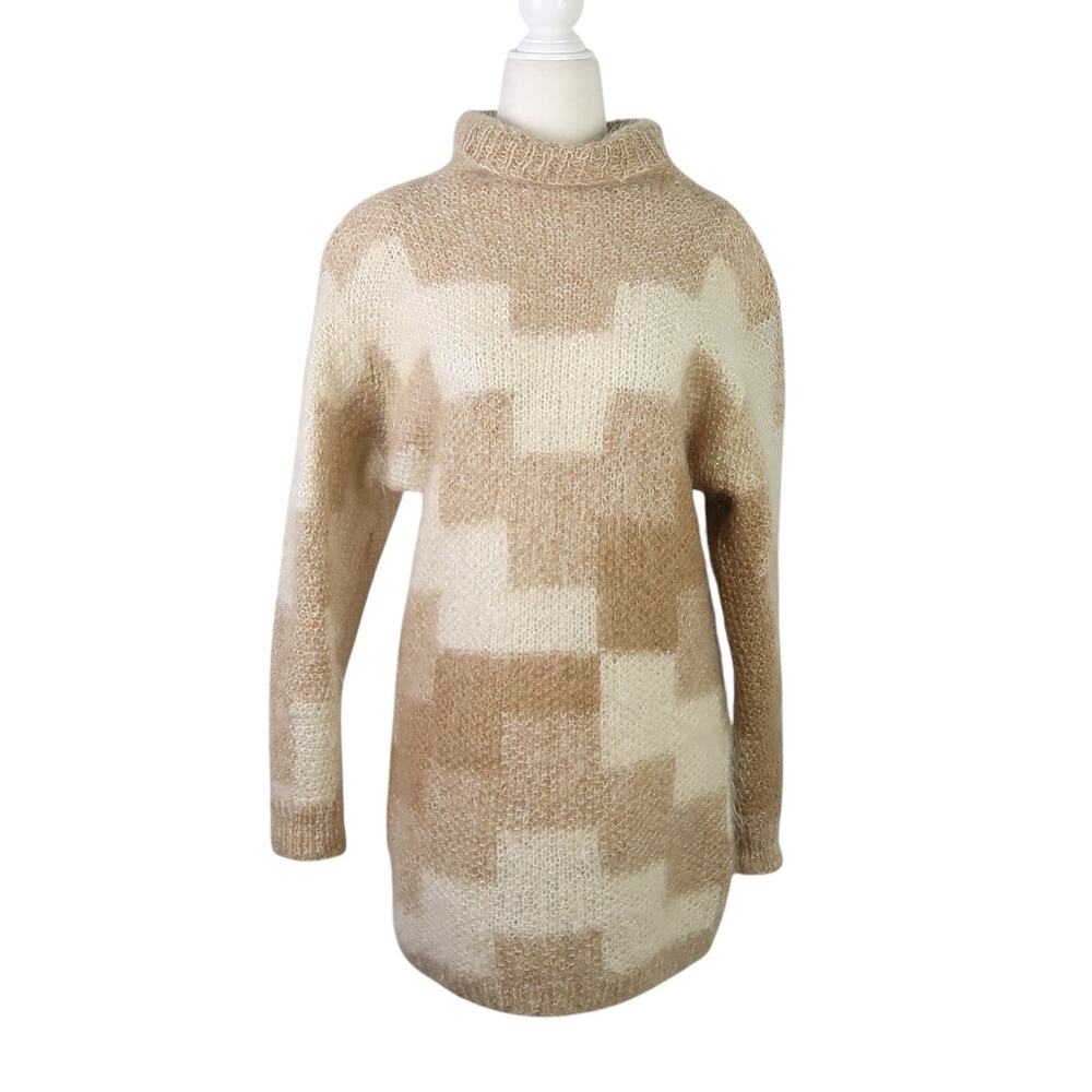 Vintage 90s Ellen Tracy tan and cream geometric mohair turtleneck sweater S